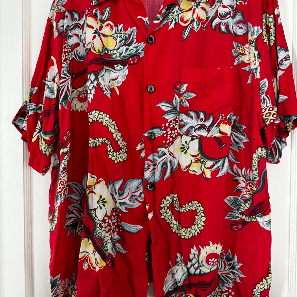 Vtg Hawaiian Red Floral Guitar Print Top, XL